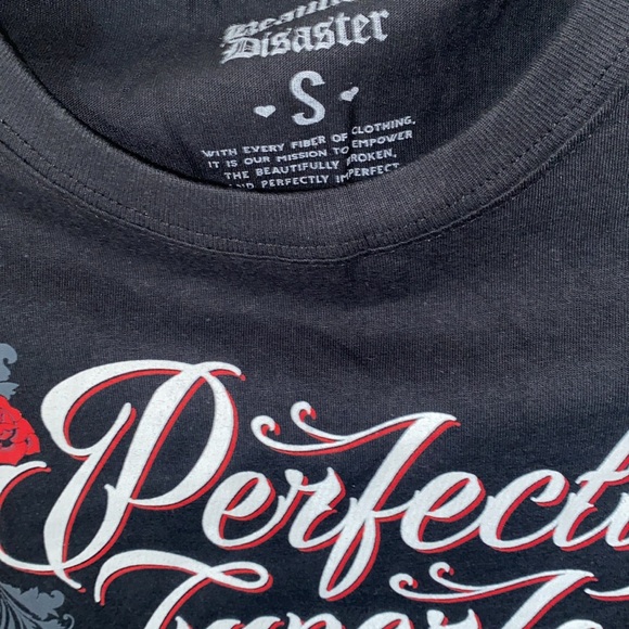 Top. Beautiful Disaster. NWT. Multiple sizes. - Picture 4 of 10